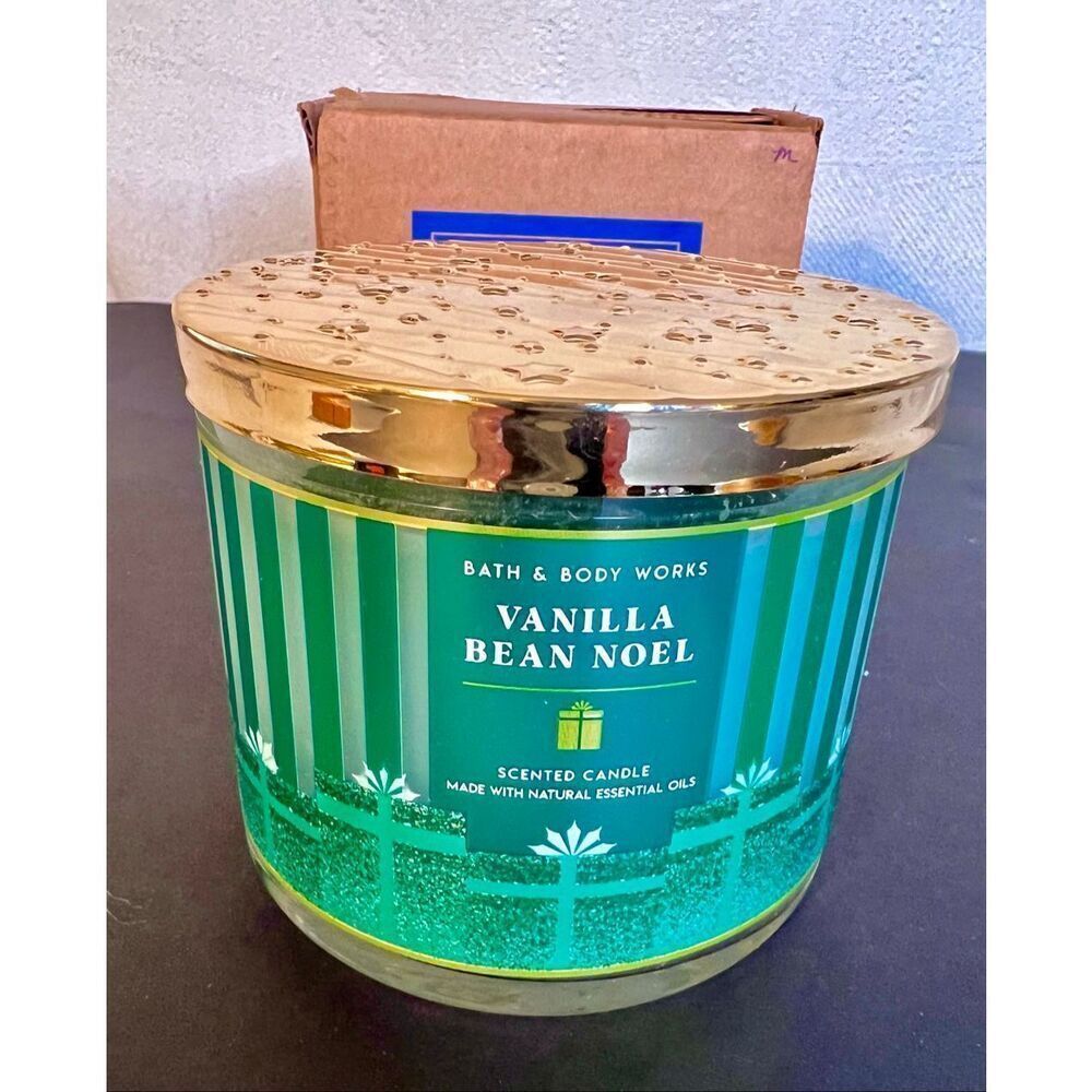Bath & Body Works VANILLA BEAN NOEL 3-Wick Scented Candle, 14.5 oz Holiday New